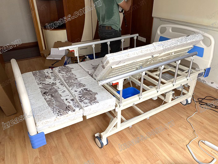 có thể nghiêng trái và phải